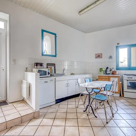 Semesterbostad Maison De Famille *