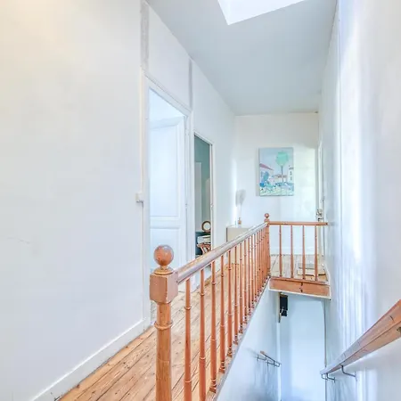 Maison De Famille Semesterbostad *