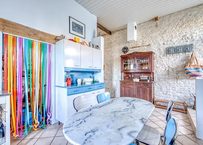 Maison De Famille * Mortagne-sur-Gironde